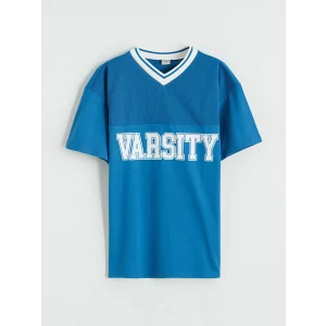 LCW Kids Mavi V Yaka Baskılı Erkek Çocuk Tişört