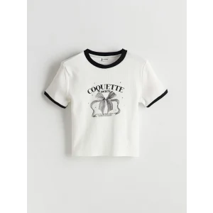 LCW Kids Ekru Bisiklet Yaka Fiyonk Baskılı Taşlı Kız Çocuk Tişört