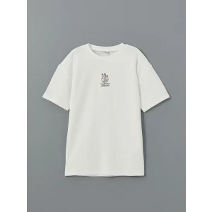 LCW Kids Ekru Bisiklet Yaka Erkek Çocuk Tişört