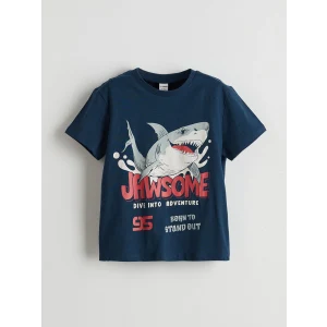 LCW Kids İndigo Bisiklet Yaka Jaws Baskılı Penye Erkek Çocuk Tişört