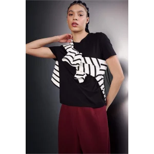 Defacto D2296AXBK81 Siyah Standart Fıt Bisiklet Yaka Sporcu Kısa Kollu Tişört