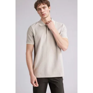 Defacto D7932AXGN1255 Yeşil Regular Fıt Polo Yaka Waffle Kısa Kollu Polo Tişört