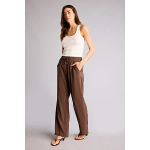 Defacto E8235AXBN151 Kahve Wıde Leg Yüksek Bel Modal Pantolon