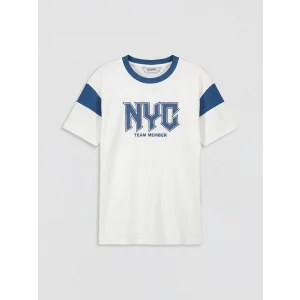 LCW Kids Ekru Bisiklet Yaka NYC Baskılı Erkek Çocuk Tişört