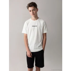 LCW Kids Beyaz Bisiklet Yaka Yazı Nakışlı Erkek Çocuk Tişört