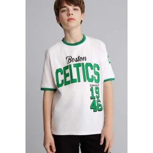 Defacto H2899A8WT34 Beyaz %100 Pamuk NBA Boston Celtıcs New Regular Fıt Bisiklet Yaka Kısa Kollu Tişört Erkek Çocuk
