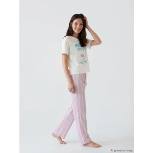 LCW DREAM Karışık Bisiklet Yaka Baskılı Kadın Pijama Takım