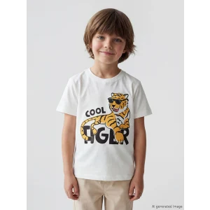 LCW Kids Beyaz Bisiklet Yaka Baskılı Erkek Çocuk Tişört