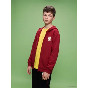 LCW Kids Kırmızı Kapüşonlu Galatasaray Baskılı Erkek Çocuk Sweatshirt