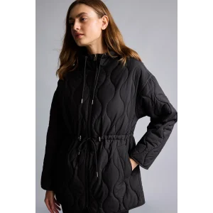 Defacto H3827AXBK81 Siyah Regular Fit Su İtici Kapüşonlu Kapitone Fermuarlı Mont