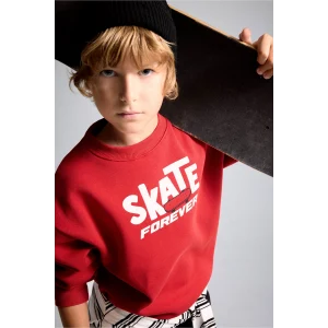 Defacto I0114A8RD79 Kırmızı Oversize Bisiklet Yaka Sırt Baskılı İçi Yumuşak Tüylü Sweatshirt Erkek Çocuk