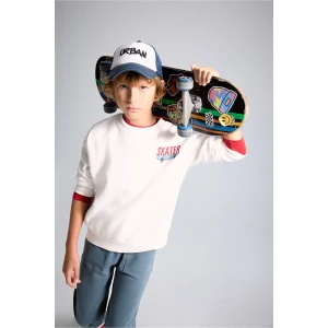 Defacto I0114A8ER105 Ekru Oversize Bisiklet Yaka Sırt Baskılı İçi Yumuşak Tüylü Sweatshirt Erkek Çocuk