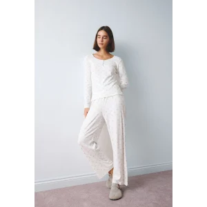 Defacto H8810AXER98 Ekru Regular Fit Desenli Düğmeli Uzun Kollu Pijama Takımı
