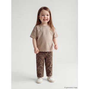 LCW baby Kahverengi Regular Fit Kız Bebek Gabardin Pantolon