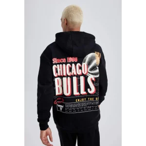 A7271 NBA Chicago Bulls Boxy Fit Sweat Shirt