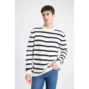 B9724 Standart Fit Normal Kesim Bisiklet Yaka Triko Çizgili Kazak