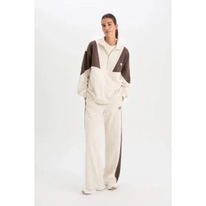 D0686 NBA Wordmark Wide Leg Eşofman Altı