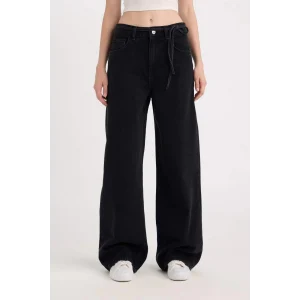D5522 Geniş Paça Bağcıklı Bel Cepli Jean Pantolon
