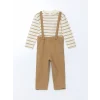 LCW baby KAHVERENGİ Bisiklet Yaka Çizgili Erkek Bebek Tişört ve Askılı Pantolon 2li