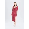 Defacto Z5262 Bordo Bodycon Vücudu Saran Kare Yaka Desenli Yırtmaçlı Bürümcük Yarım Kol Midi Elbise