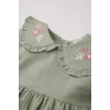 Defacto D9566 Yeşil Kız Bebek Büyük Yaka Nakışlı Uzun Kollu Cepli Twill Elbise
