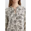 Defacto N1809 Siyah Regular Fit Apaş Yaka Desenli Uzun Kollu Bluz