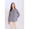 Defacto N1809 İndigo Regular Fit Apaş Yaka Desenli Uzun Kollu Bluz