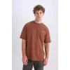 Defacto D5159 Kahve Boxy Fit Bisiklet Yaka Sırt Baskılı Kısa Kollu Tişört