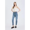 Defacto D7943 Mavi Lina Comfort Mom Normal Bel Düz Paça Jean Kar Yıkamalı Pantolon