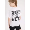 Defacto D9550 Beyaz Erkek Çocuk NBA Brooklyn Nets Bisiklet Yaka Sırt Baskılı Kısa Kollu Tişört