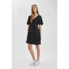 Defacto B0127 Siyah V Yaka Puantiyeli Maroken Mini Kısa Kollu Elbise