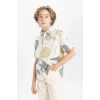 Defacto B6114 Ekru Erkek Çocuk Oversize Geniş Kalıp Polo Yaka Desenli Kısa Kollu Gömlek