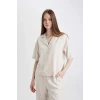 Defacto U2927 Ekru Oversize Geniş Kalıp Pijama Yaka Keten Karışımlı Kısa Kollu Gömlek