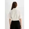 Defacto C7799 Ekru Crop Gömlek Yaka Twill Kısa Kollu Bluz