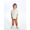 LCW Kids Bej Bisiklet Yaka Kısa Kollu Erkek Bebek Tişört ve Pantolon 2li Takım