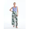 LCWAIKIKI Classic Beyaz Beli Lastikli Rahat Kalıp Desenli Kadın Pantolon
