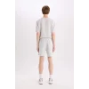 Defacto B8674 Gri Slim Fit Dar Kesim Dar Paça Basic Düz Şort