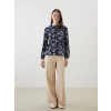 LCW Grace Lacivert Bağlamalı Yaka Çiçekli Bluz