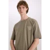 Defacto E4543 Haki %100 Pamuk Boxy Fit Bisiklet Yaka Sırt Baskılı Kısa Kollu Tişört