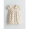 LCW baby Ekru Bebe Yaka Çiçekli Kız Bebek Elbise