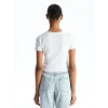 XSIDE Beyaz Bisiklet Yaka Nakışlı Kadın Crop