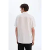 Defacto E1223 Beyaz Regular Fit Krinkıl Yazlık Kısa Kollu Beyaz Gömlek