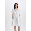 Defacto C5698 Beyaz Gömlek Yaka Beli Büzgülü Poplin Kısa Kollu Mini Beyaz Elbise