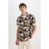 Defacto C7667 Bej Regular Fit Yazlık Hawaii Baskılı Pamuklu Kısa Kollu Gömlek