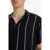 Defacto E2559 Siyah Regular Fit Apaş Yaka Çizgili Yazlık Kısa Kollu Gömlek
