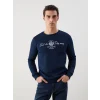 LCWAIKIKI Classic Lacivert Bisiklet Yaka Baskılı Erkek Kalın Sweatshirt