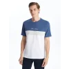 LCWAIKIKI Classic Indigo Bisiklet Yaka Kısa Kollu Renk Bloklu Erkek Tişört