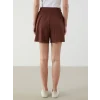 LCWAIKIKI Classic Kahverengi Beli Lastikli Dokulu Kadın Şort