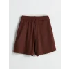 LCWAIKIKI Classic Kahverengi Beli Lastikli Dokulu Kadın Şort