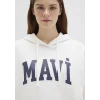 Mavi 1600361-81964 Mavi Logo Baskılı Kapüşonlu Beyaz Sweatshirt